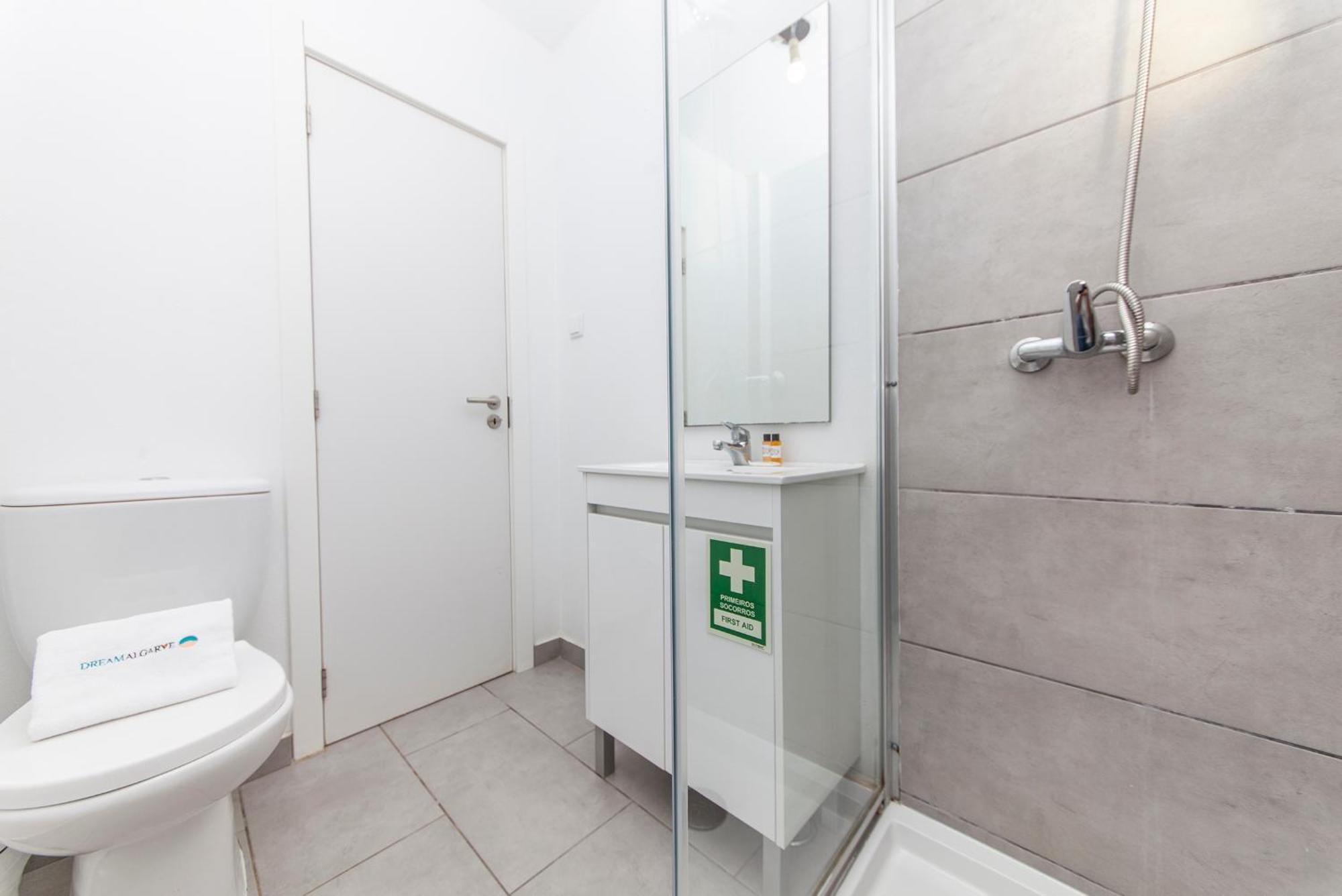 Vasco Da Gama Apartments Lagos Bilik gambar